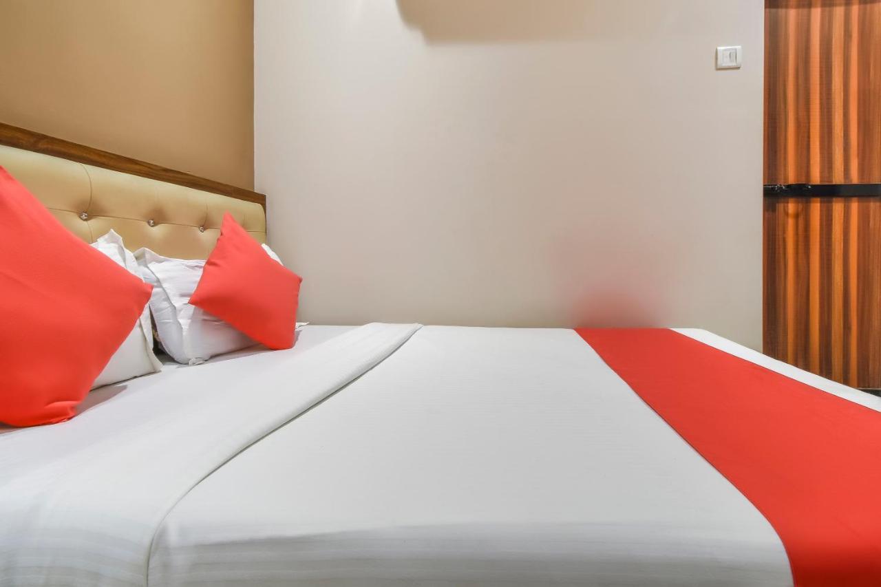 Oyo 69377 Hotel Ruby Mumbai Luaran gambar
